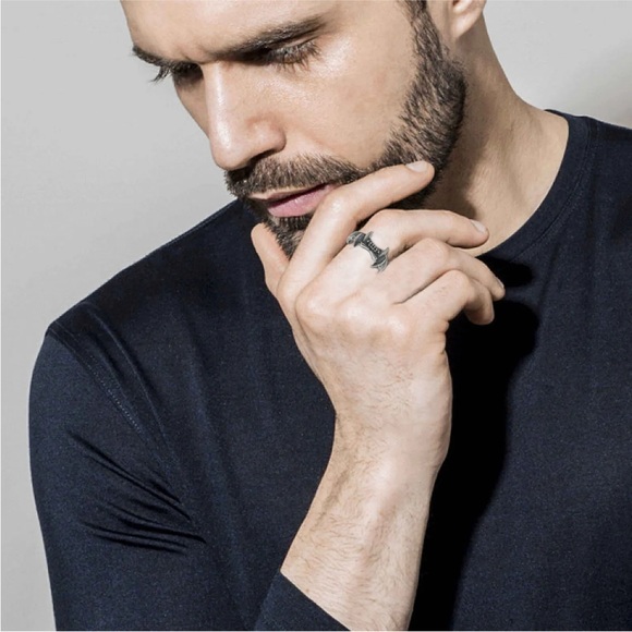 Ring - Picture 8 of 9